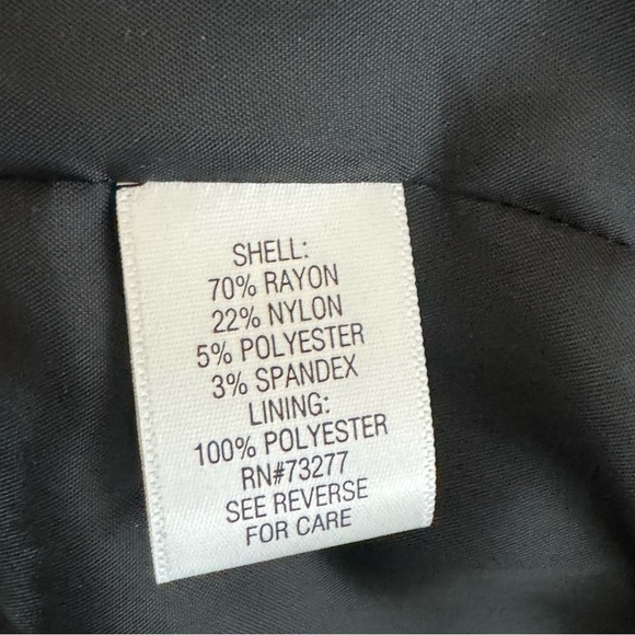 The Torrie Jacket Black Pin Stripe Blazer Single Button Size 16 - Picture 11 of 12